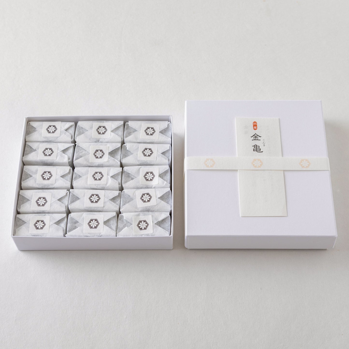 金亀 15個入(化粧箱入)