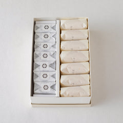 三十五万石 (餅入)7個 ・ 金亀 7個