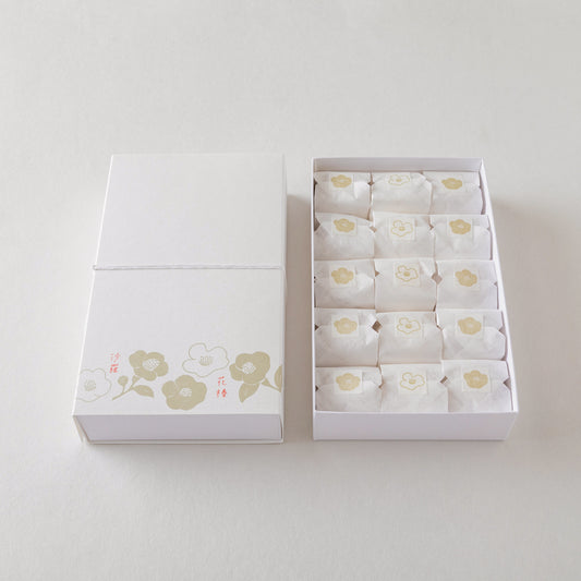 沙羅 5個 ・ 花椿 10個（専用箱入）